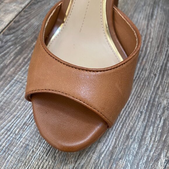 Gianni Bini Leather Ankle Strap Heel Size 6.5 Brown 5 in Zip Back Platform - Picture 7 of 16